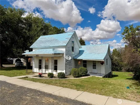 105 SE Pope Avenue