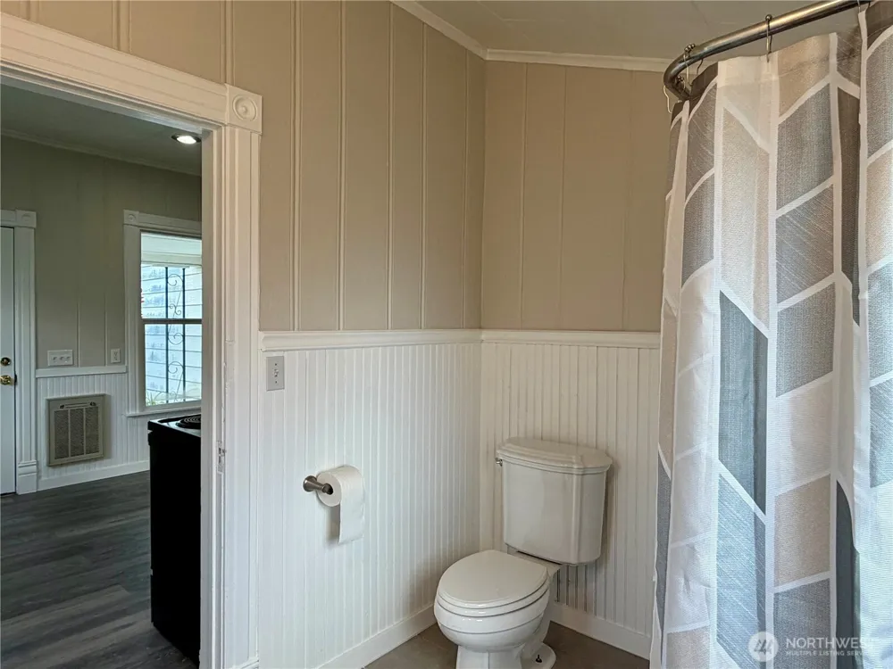 105 SE Pope Avenue Wilbur, WA 99185