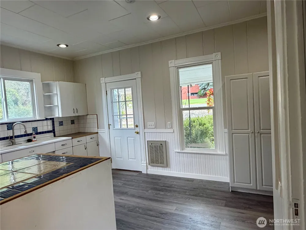105 SE Pope Avenue Wilbur, WA 99185