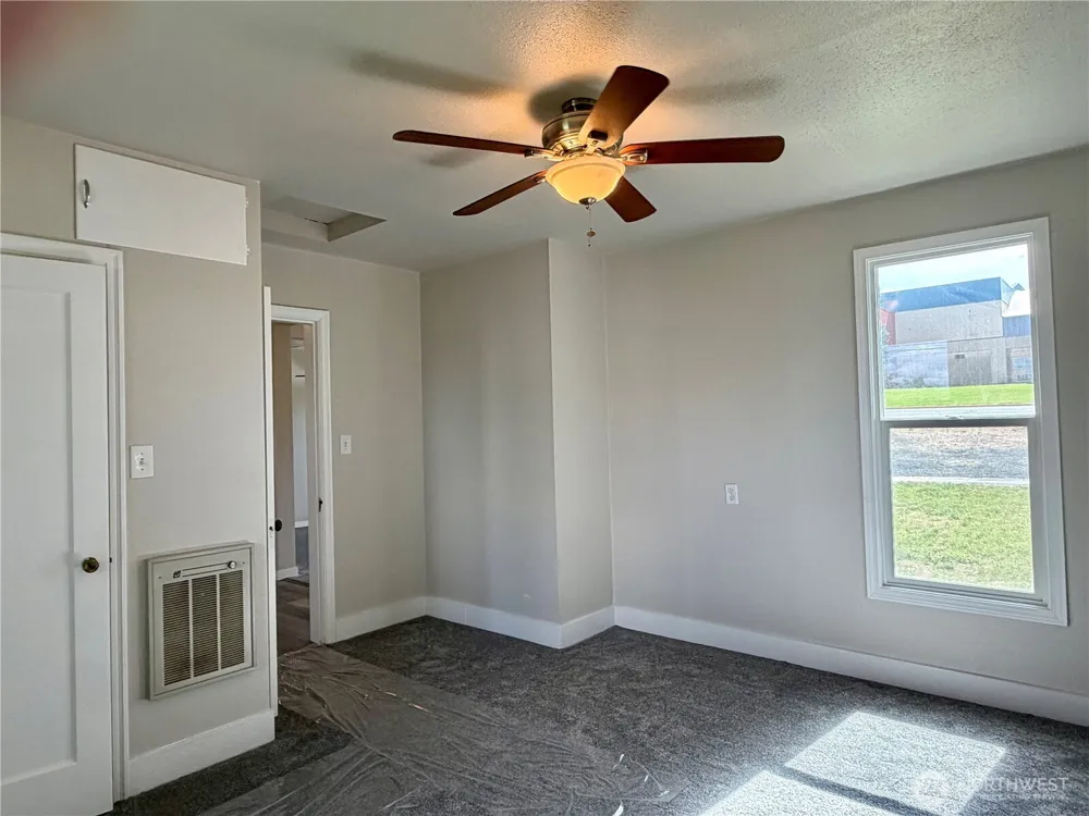 105 SE Pope Avenue Wilbur, WA 99185