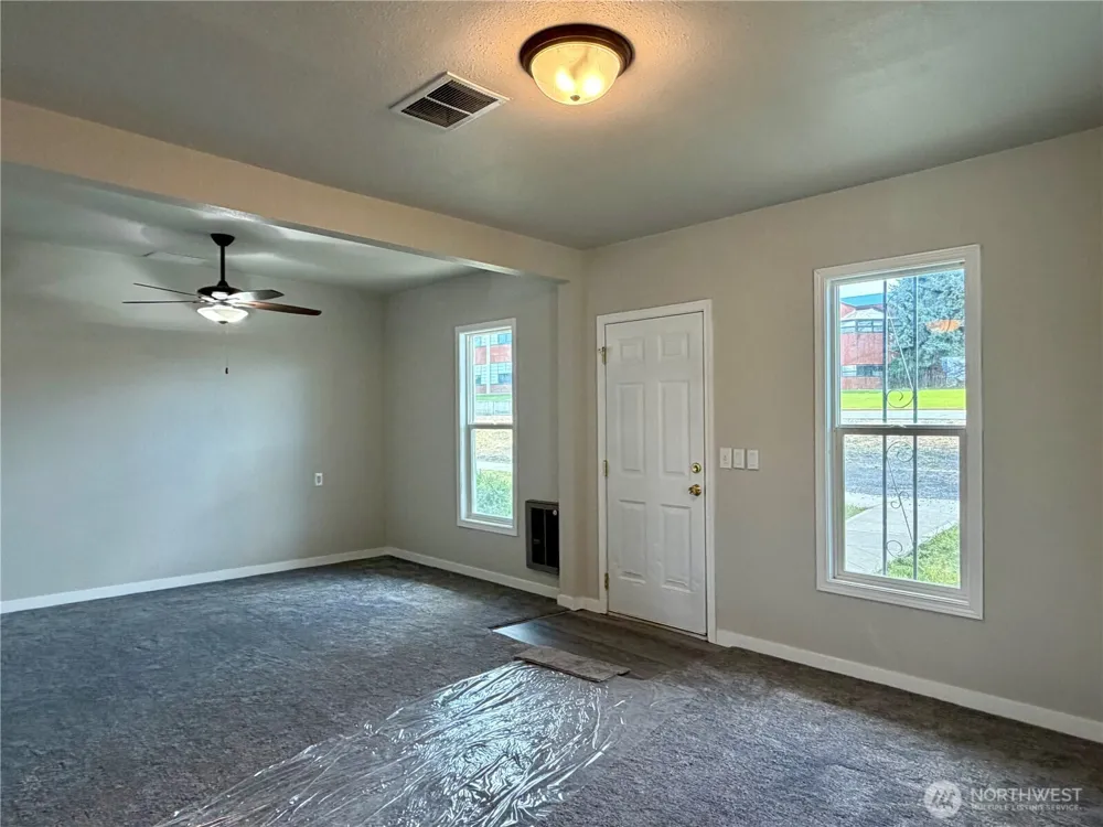 105 SE Pope Avenue Wilbur, WA 99185