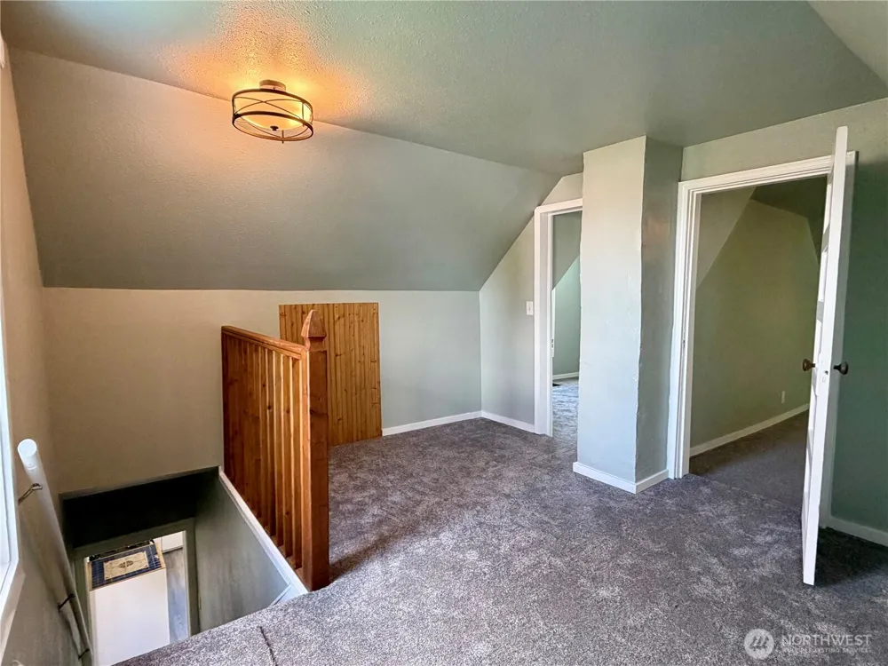 105 SE Pope Avenue Wilbur, WA 99185