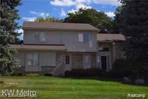 37270 Chesapeake Road Farmington Hills City, MI 48335