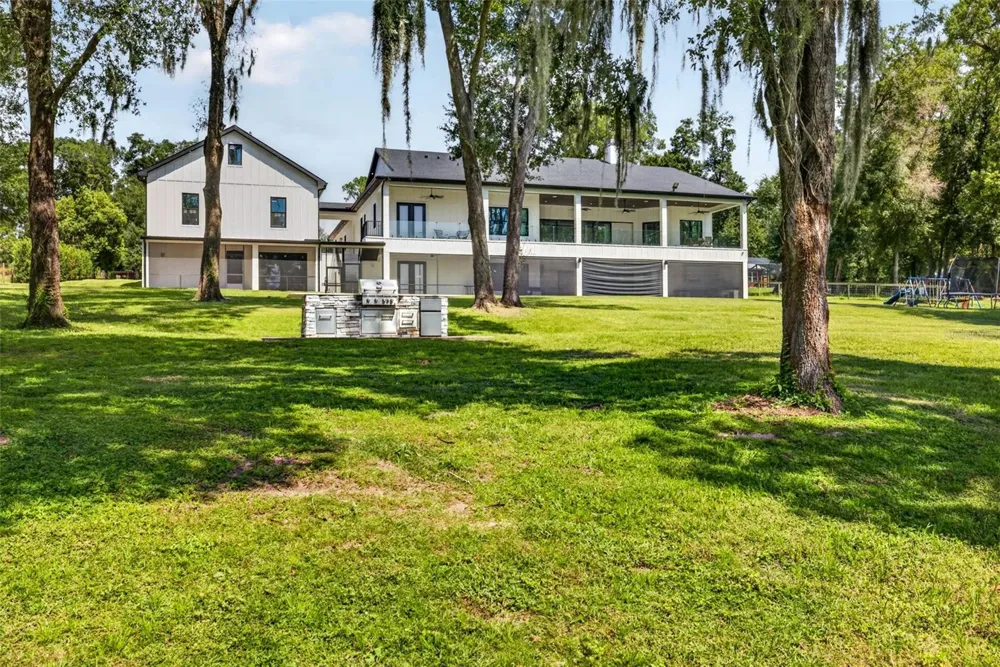 13323 HAPPY HILL RD Dade City, FL 33525