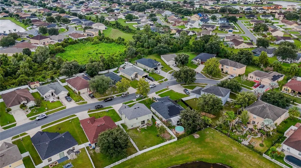 2240 PARIA LANE Kissimmee, FL 34758