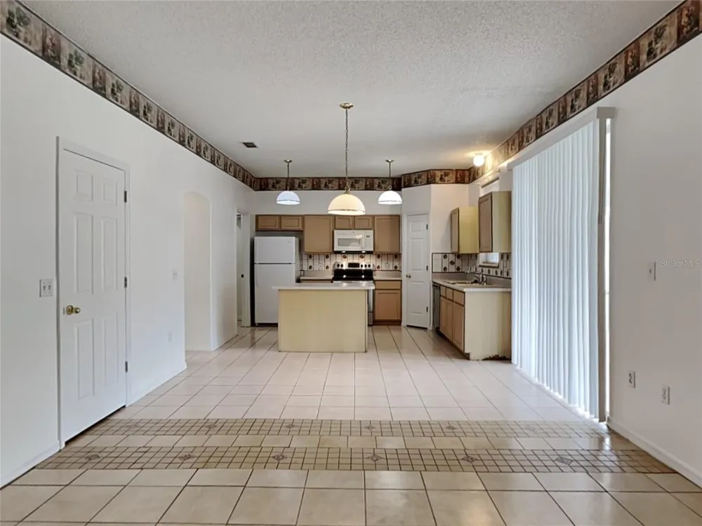 3233 KINGS RIDGE TERRACE Deltona, FL 32725