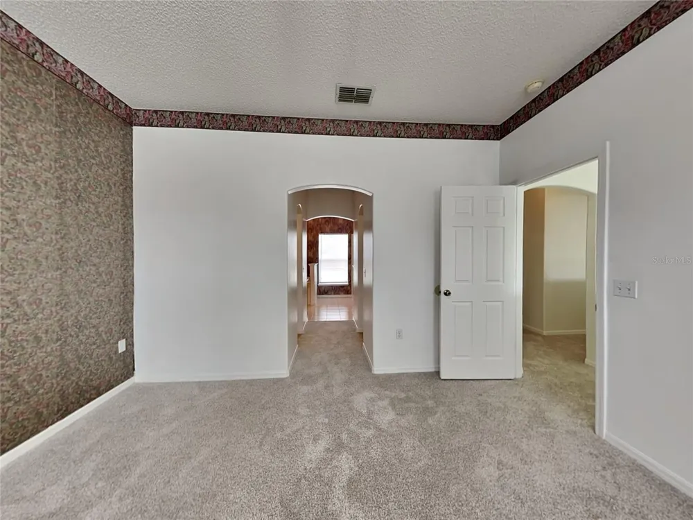 3233 KINGS RIDGE TERRACE Deltona, FL 32725