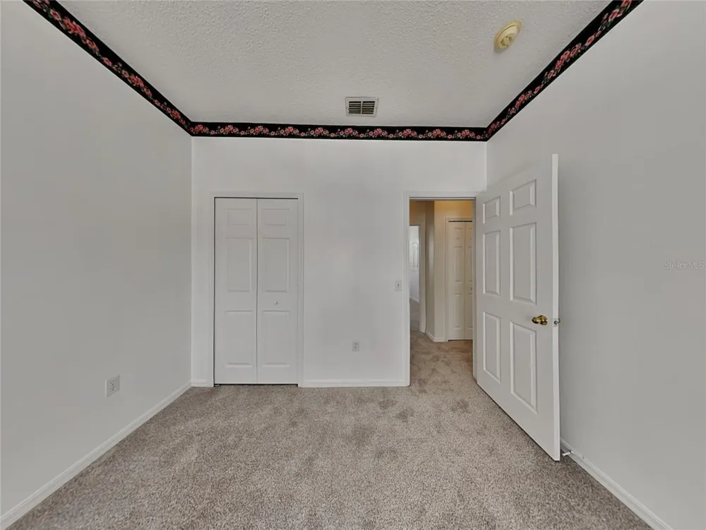 3233 KINGS RIDGE TERRACE Deltona, FL 32725