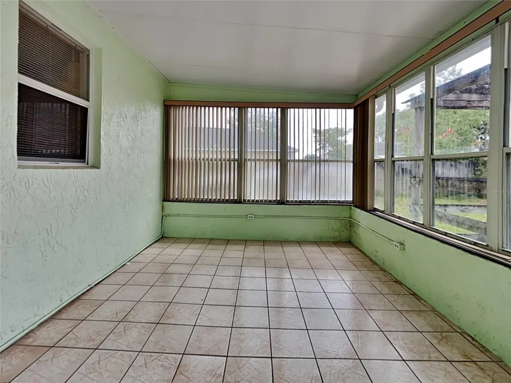 3233 KINGS RIDGE TERRACE Deltona, FL 32725