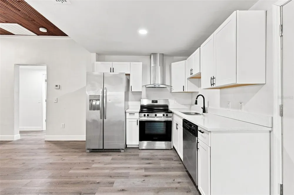 1129 CARLTON STREET Clearwater, FL 33755