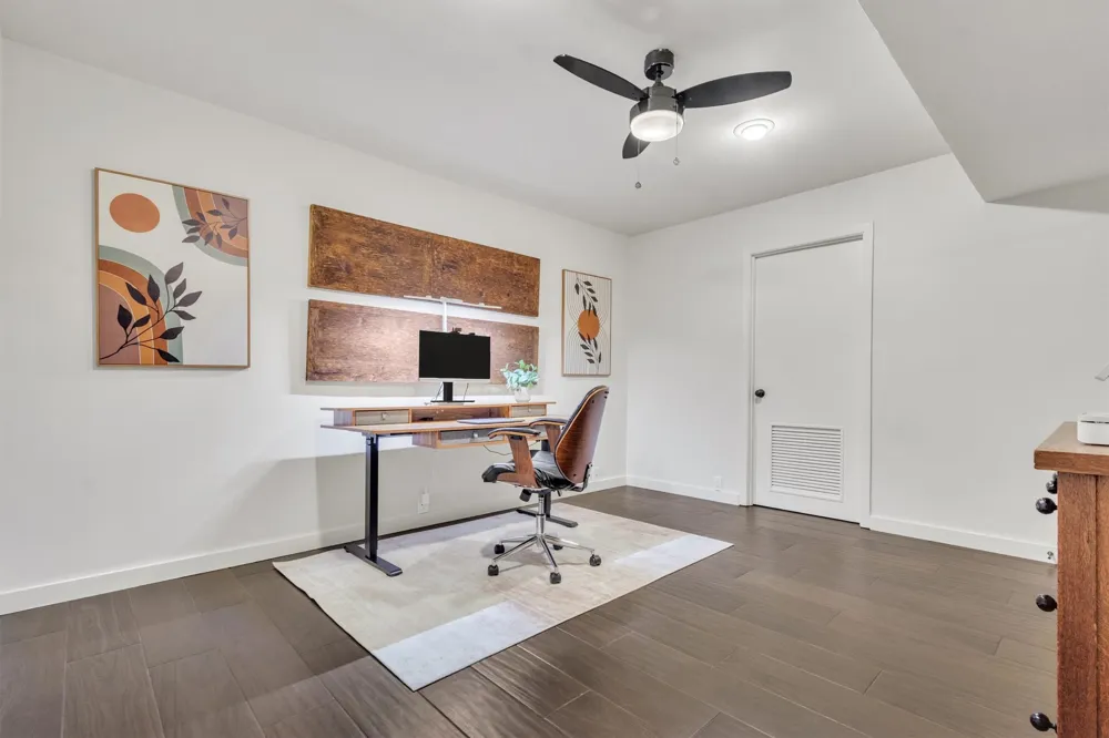 402 Seawind Street Lakeway, TX 78734