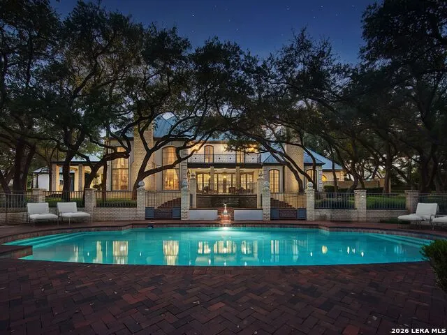 7 LAZY HOLLOW San Antonio, TX 78230