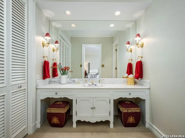 7 LAZY HOLLOW San Antonio, TX 78230