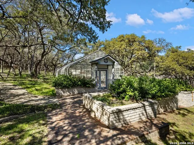 7 LAZY HOLLOW San Antonio, TX 78230