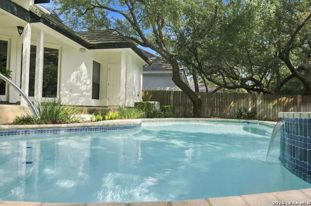5 INWOOD TERRACE DR San Antonio, TX 78248