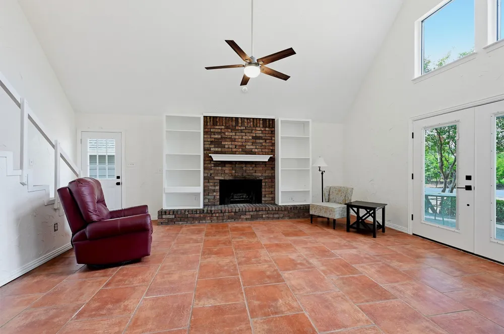 103 Pontiac Drive Gainesville, TX 76240