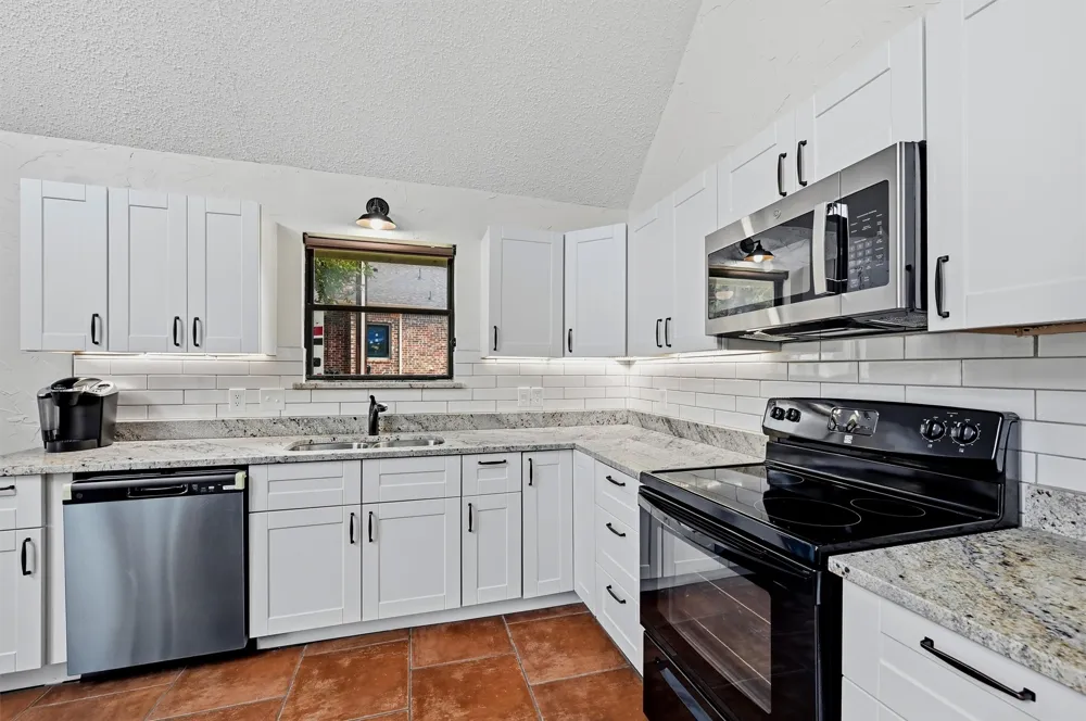 103 Pontiac Drive Gainesville, TX 76240