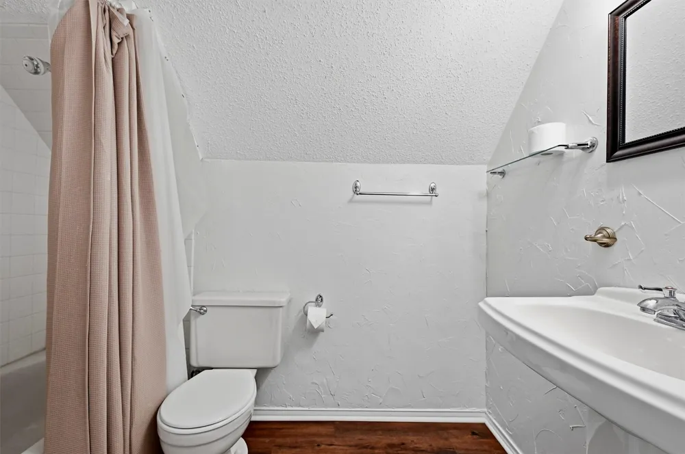 103 Pontiac Drive Gainesville, TX 76240