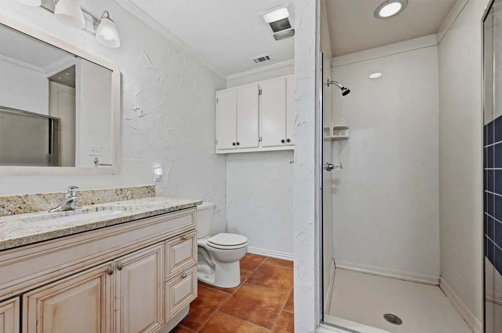 103 Pontiac Drive Gainesville, TX 76240
