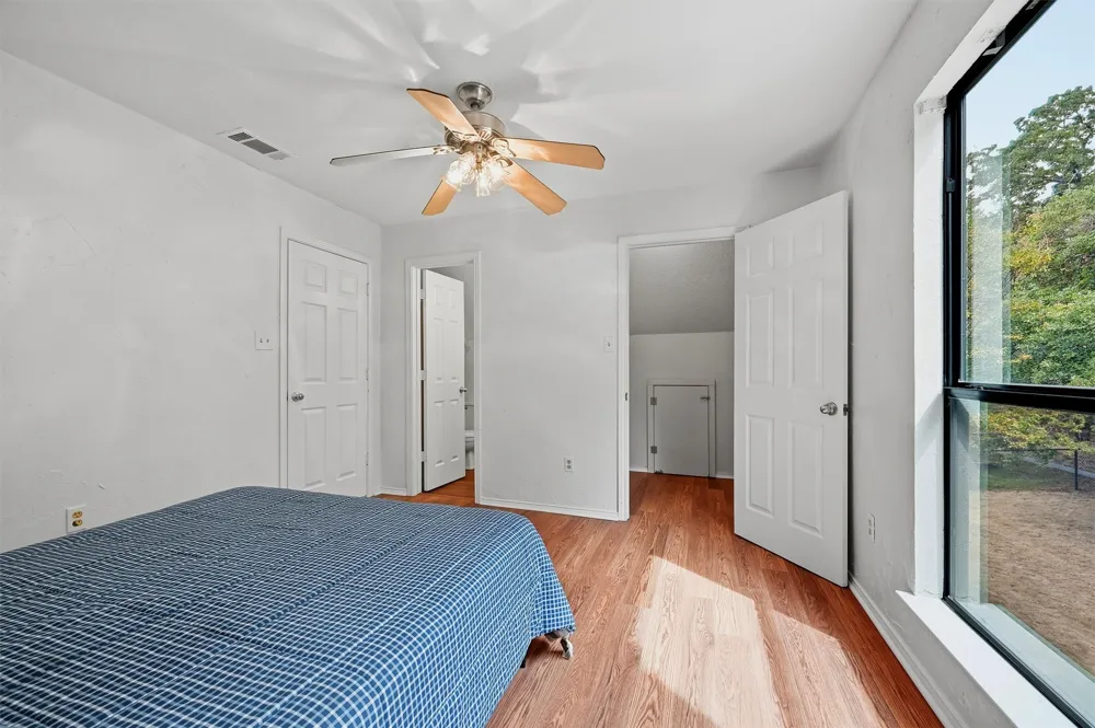 103 Pontiac Drive Gainesville, TX 76240