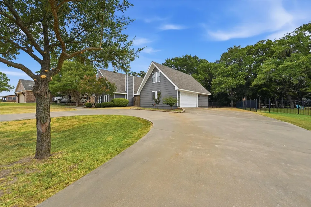 103 Pontiac Drive Gainesville, TX 76240