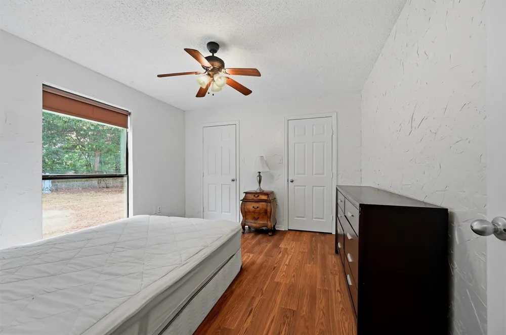 103 Pontiac Drive Gainesville, TX 76240
