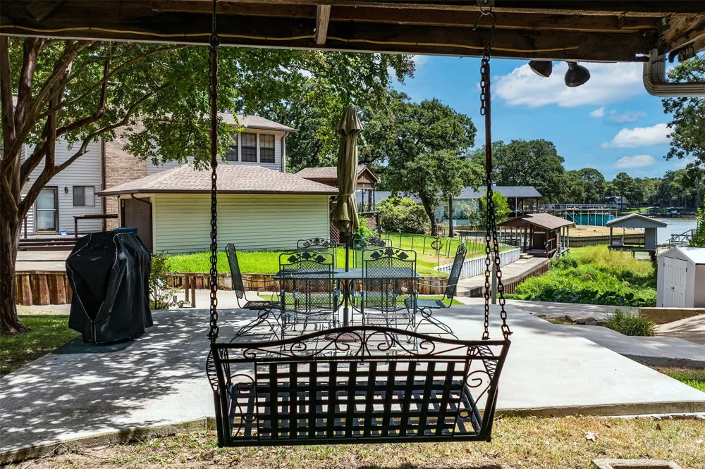 1210 Aloha Road Tool, TX 75143