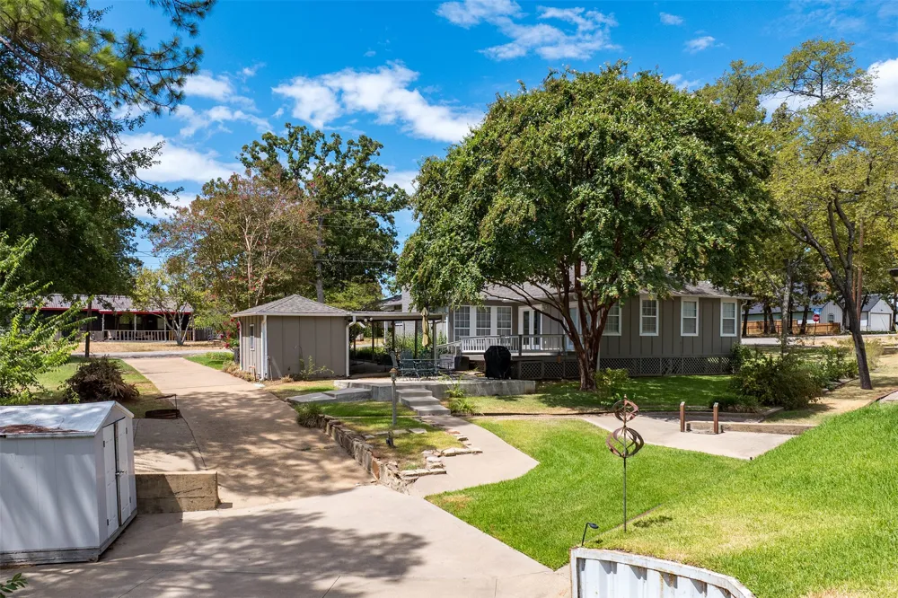 1210 Aloha Road Tool, TX 75143