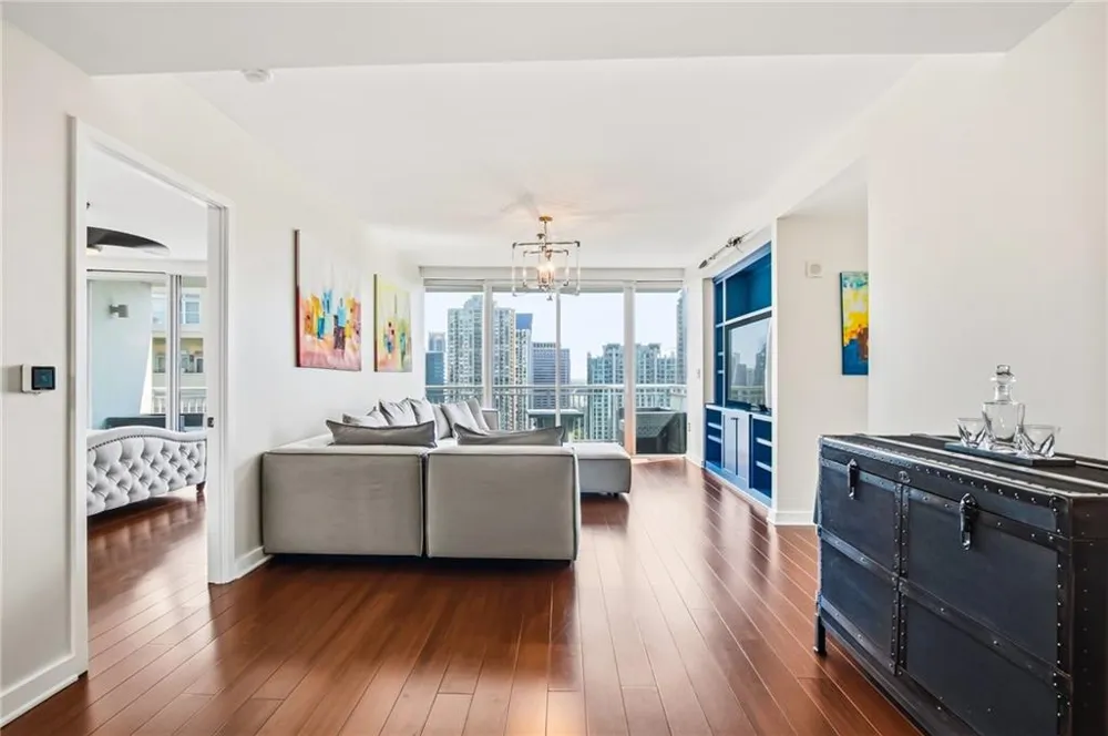 3338 Peachtree Road NE #2105 Atlanta, GA 30326