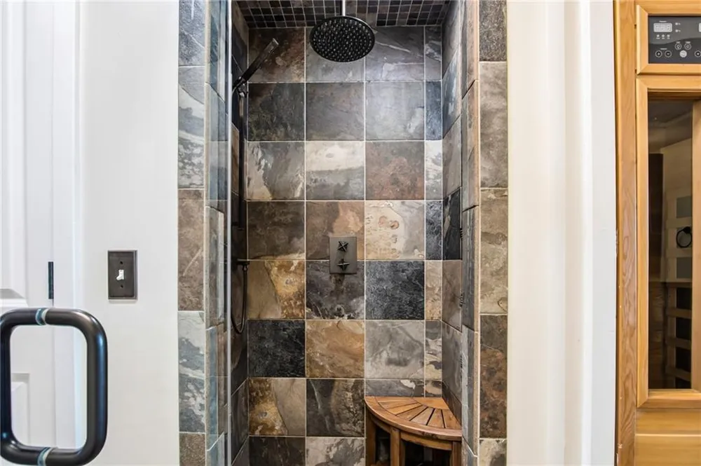 3338 Peachtree Road NE #2105 Atlanta, GA 30326