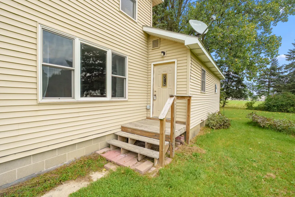 39264 W Red Arrow Highway Paw Paw, MI 49079