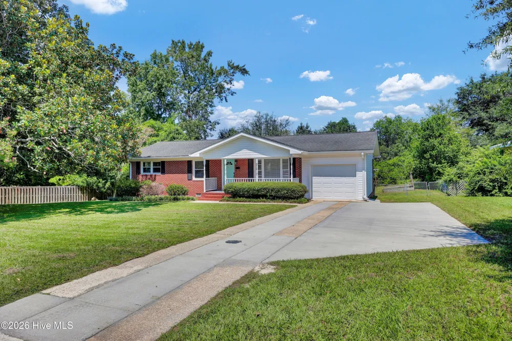 3309 Winston Boulevard Wilmington, NC 28403