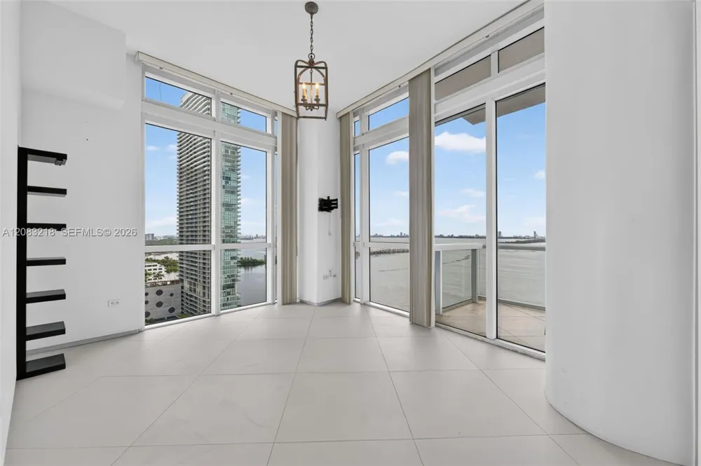 480 NE 30th St #2201 Miami, FL 33137