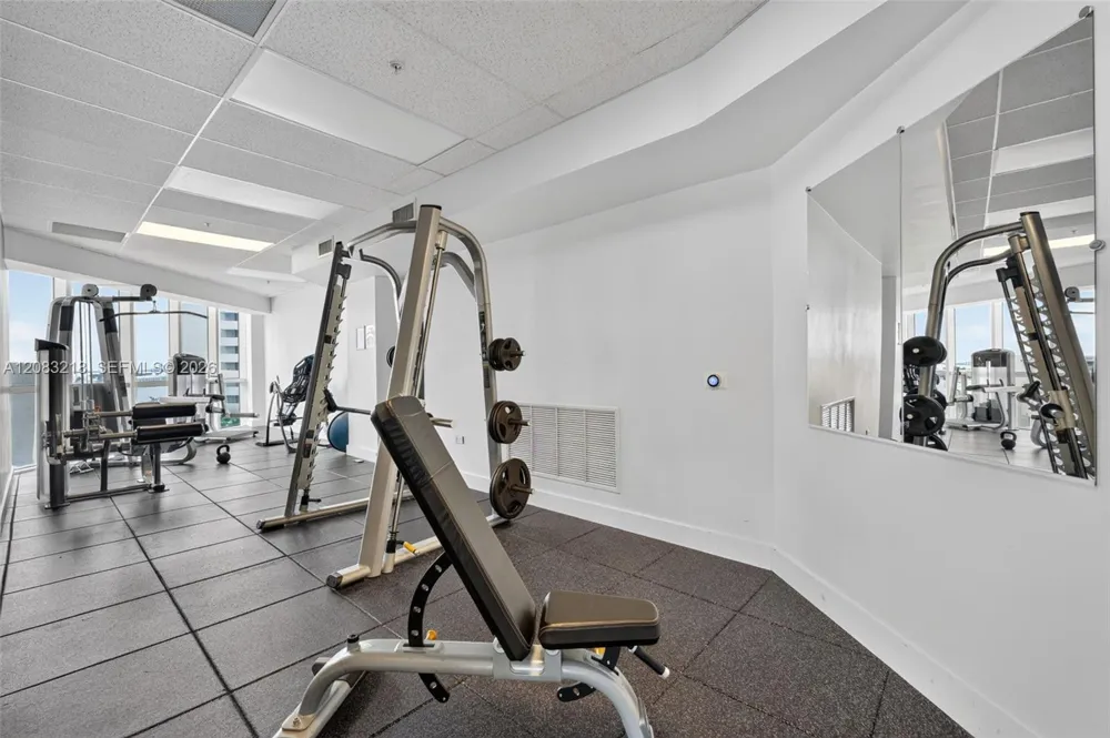 480 NE 30th St #2201 Miami, FL 33137