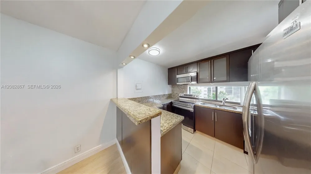 17011 Bay Rd #516 Sunny Isles Beach, FL 33160