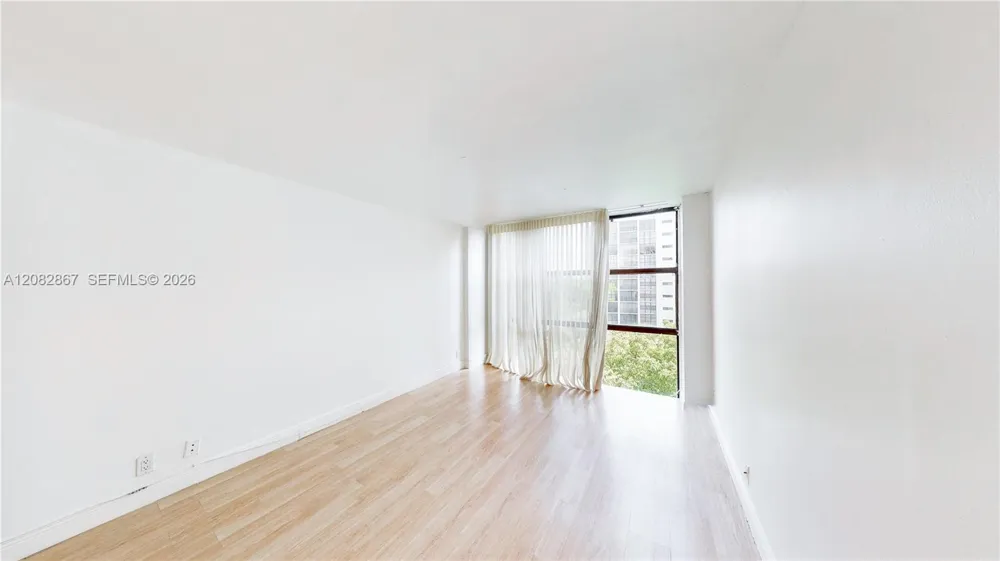 17011 Bay Rd #516 Sunny Isles Beach, FL 33160