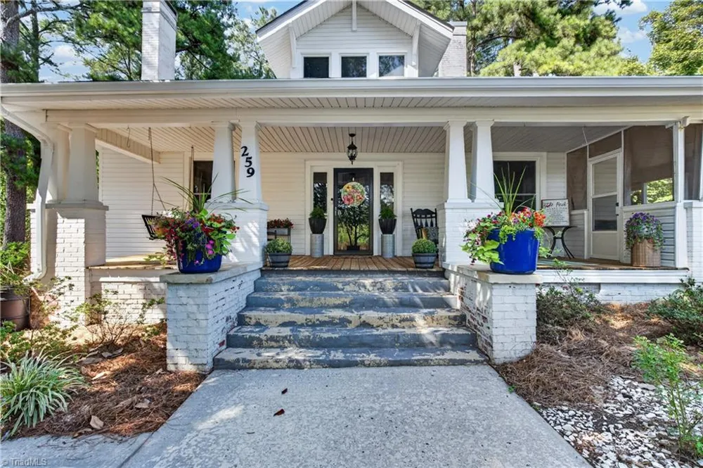 259 E Main Street Franklinville, NC 27248