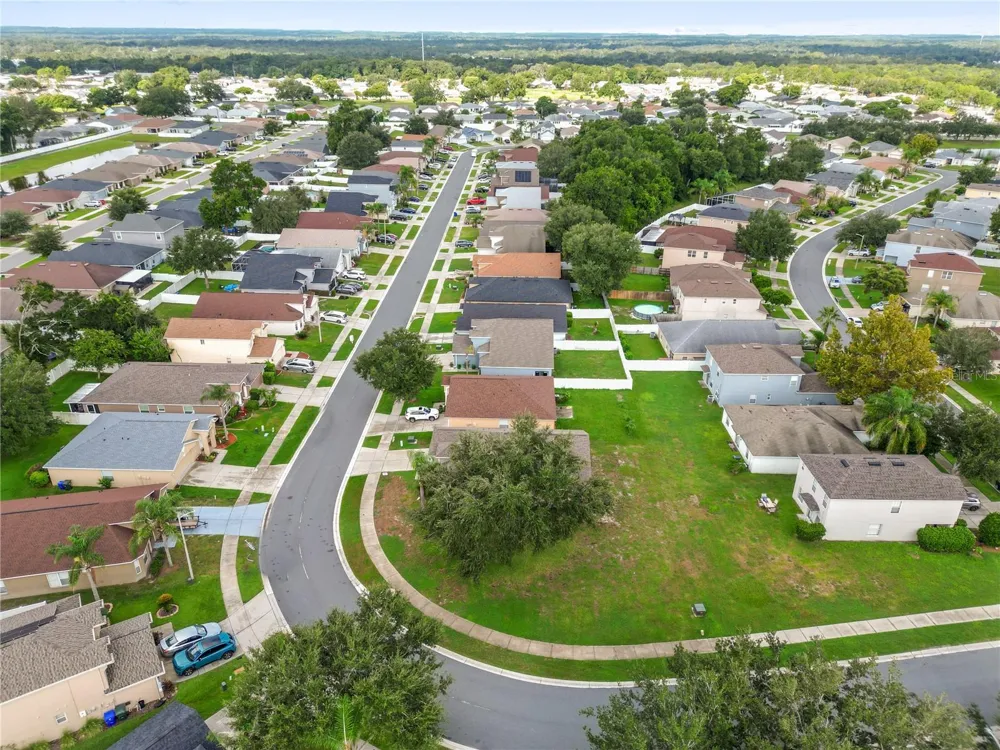 3737 ROLLINGSFORD CIRCLE Lakeland, FL 33810