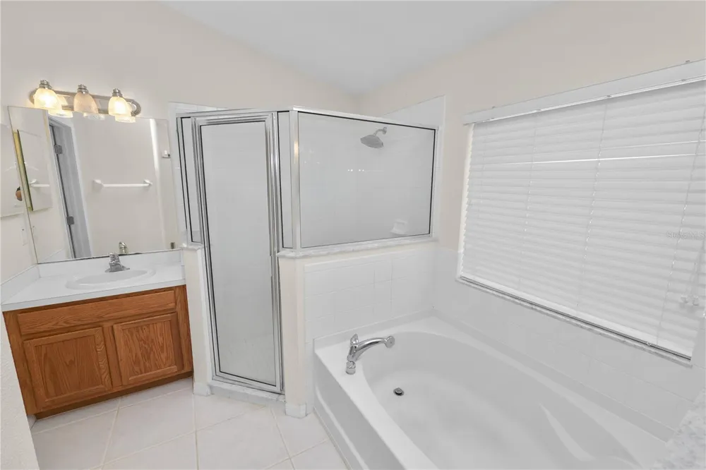 3737 ROLLINGSFORD CIRCLE Lakeland, FL 33810