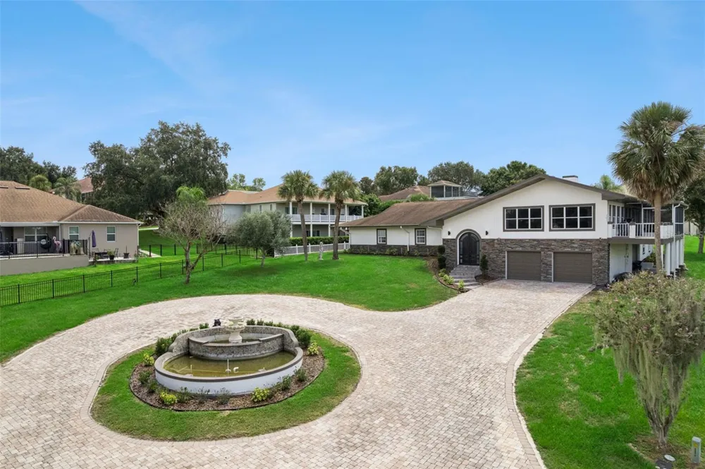 12634 VALENCIA DRIVE Clermont, FL 34711