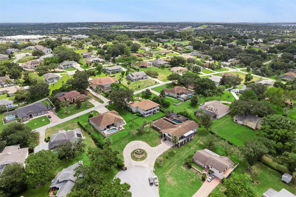 12634 VALENCIA DRIVE Clermont, FL 34711
