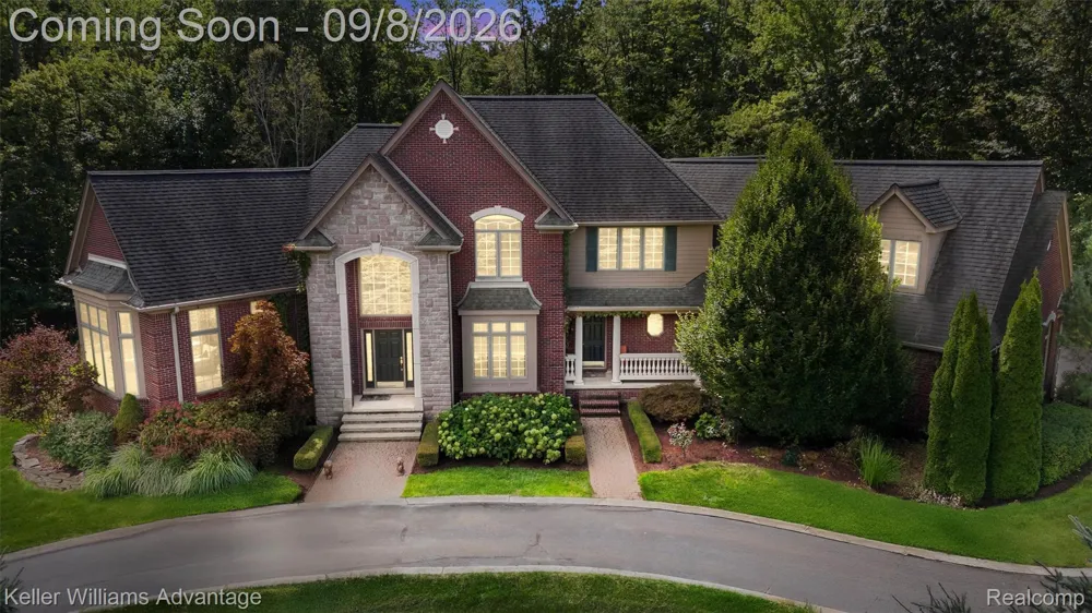 22101 Kettle Lake Road Lyon Charter Township, MI 48167