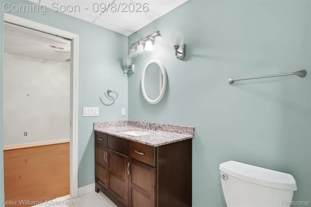22101 Kettle Lake Road Lyon Charter Township, MI 48167