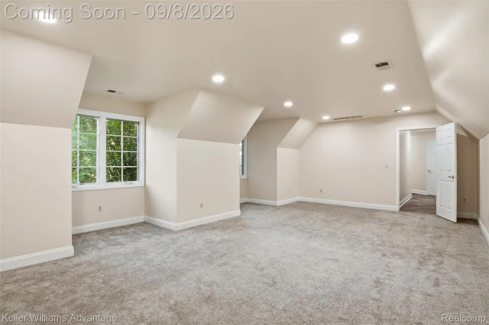 22101 Kettle Lake Road Lyon Charter Township, MI 48167