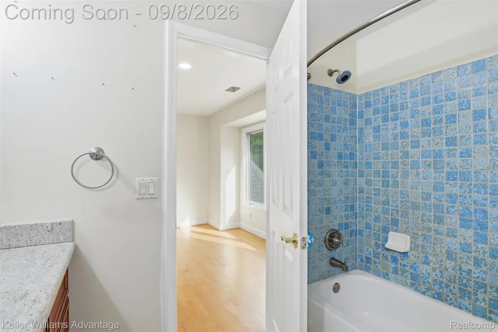 22101 Kettle Lake Road Lyon Charter Township, MI 48167