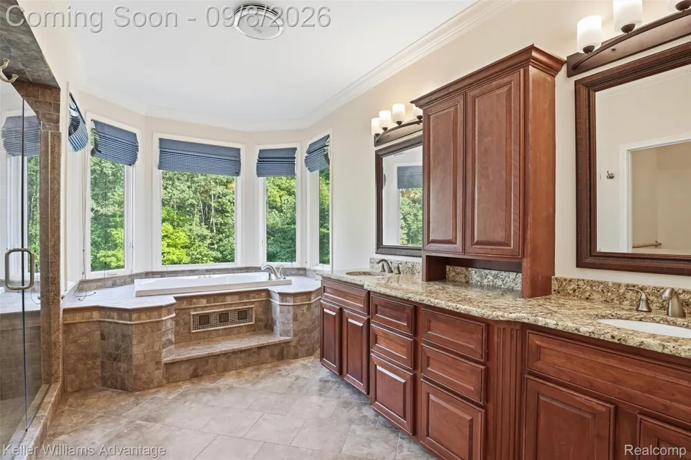 22101 Kettle Lake Road Lyon Charter Township, MI 48167