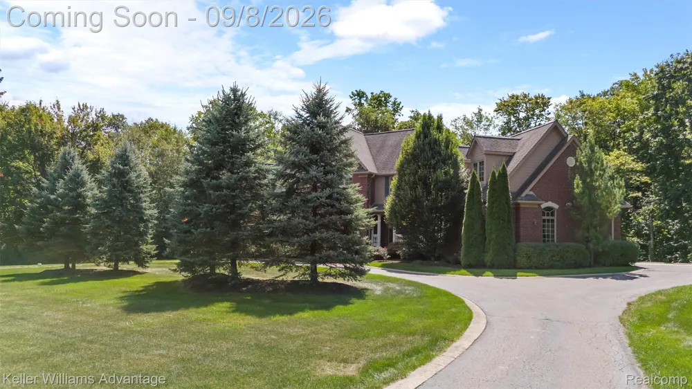 22101 Kettle Lake Road Lyon Charter Township, MI 48167