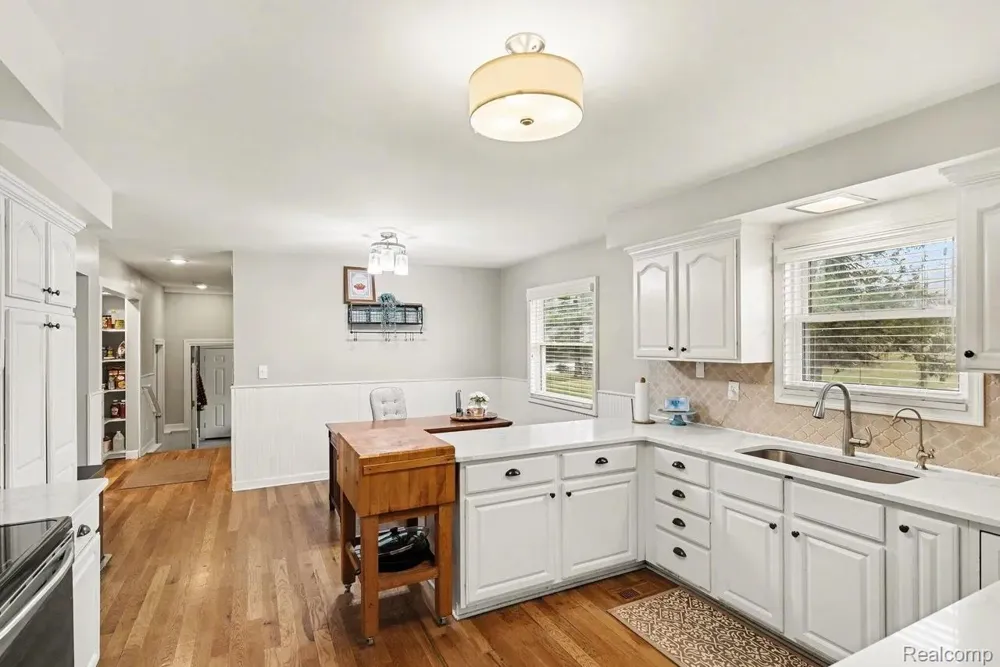 1575 Kellogg Road Genoa Township, MI 48114