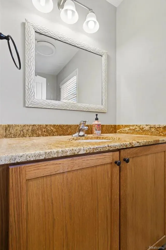 1575 Kellogg Road Genoa Township, MI 48114