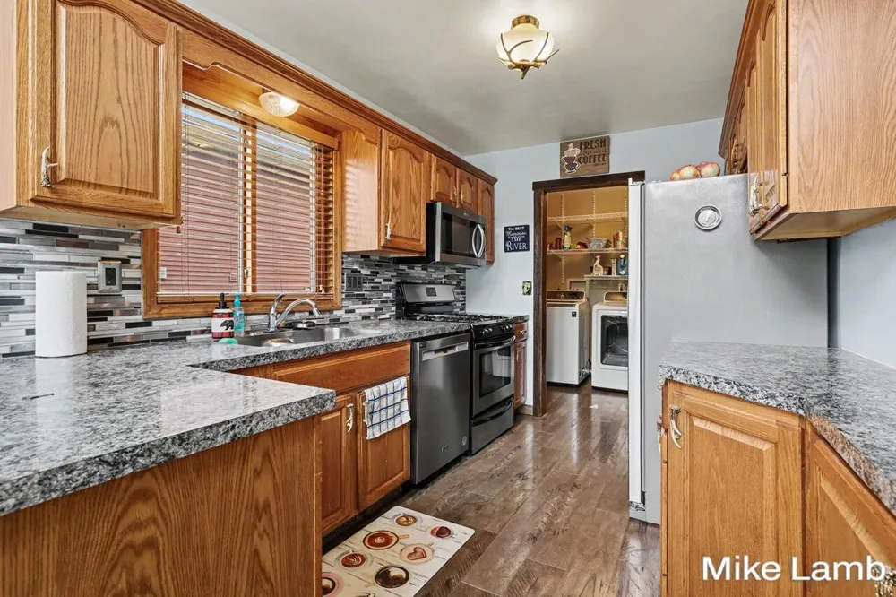 6159 E Dave Street Big Prairie Township, MI 49337